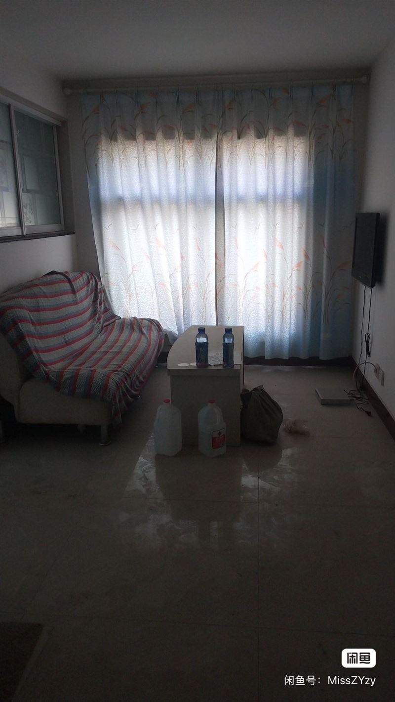 梁家煤矿家属区吉房出售
