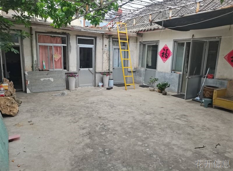 黄城家家悦超市路南装潢五间民房对外单租
