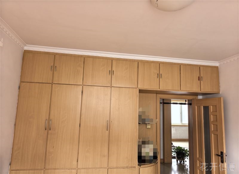 松岚小区学区房：邻龙口市实验小学和明德中学129.6+近30草房